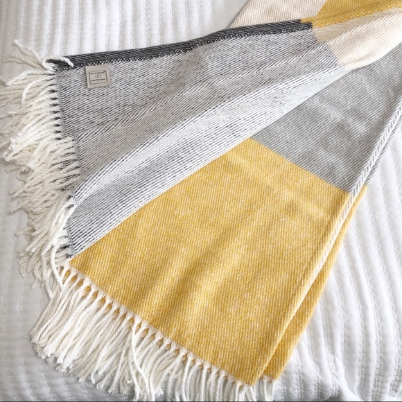 Texteis Penedo Fine Linen Bohemian Throw Blanket - Picture 3 of 8